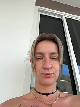 Snapshot of EvvaMur chatting on 27, 11, 2025 EvvaMur online show from 27, 11, 2025