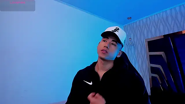 Snapshot of Draven_Marceaux chatting on 23, 10, 2025 Draven Marceaux online show from 23, 10, 2025