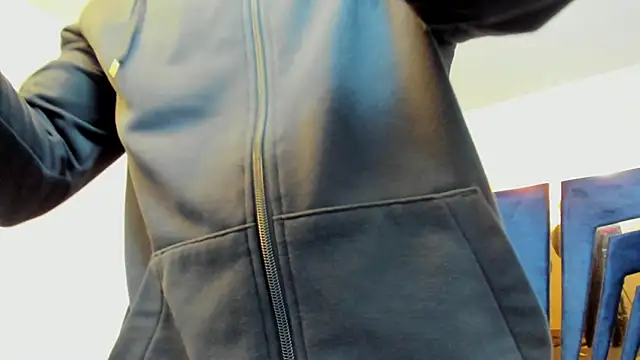 Snapshot of Draven_Marceaux chatting on 30, 10, 2025 Draven Marceaux online show from 30, 10, 2025