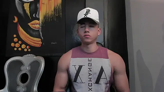 Snapshot of Draven_Marceaux chatting on 10, 10, 2025 Draven Marceaux online show from 10, 10, 2025