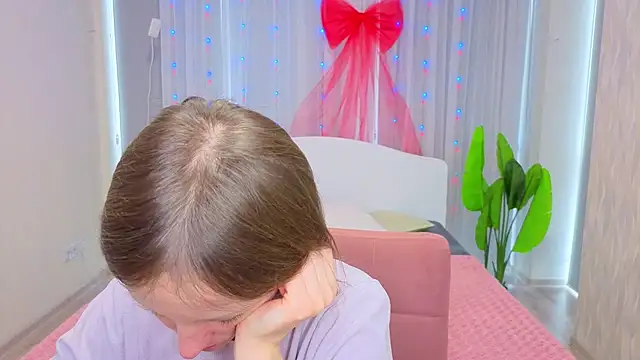 LuluChiiii online show from 23, 12, 2025