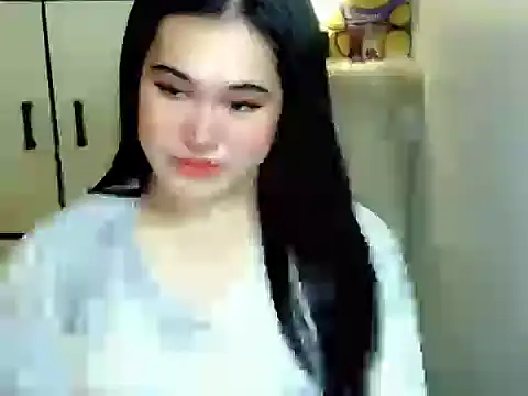 Snapshot of Annierose_ts chatting on 10, 4, 2026 Annierose ts online show from 10, 4, 2026