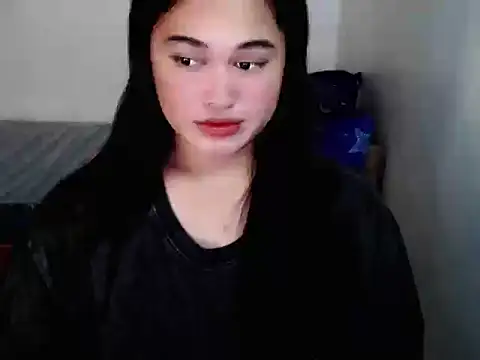 Snapshot of Annierose_ts chatting on 3, 7, 2026 Annierose ts online show from 3, 7, 2026