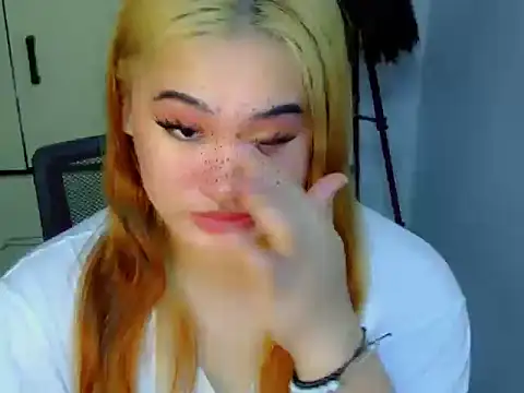 Snapshot of Annierose_ts chatting on 13, 1, 2026 Annierose ts online show from 13, 1, 2026