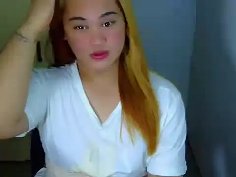 Snapshot of Annierose_ts chatting on 17, 2, 2026 Annierose ts online show from 17, 2, 2026