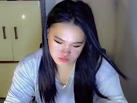 Snapshot of Annierose_ts chatting on 15, 12, 2025 Annierose ts online show from 15, 12, 2025