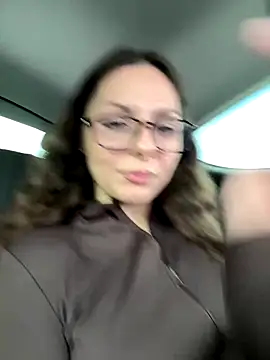 kittyCarrol online show from 16, 9, 2025