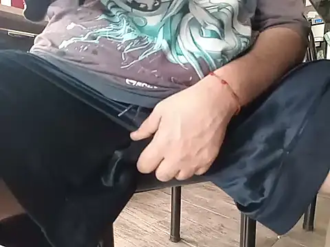 BabyBearMilk online show from 15, 2, 2026