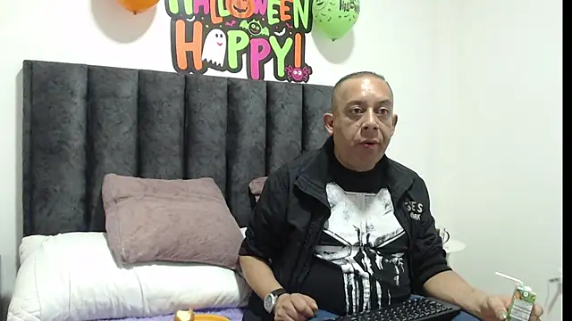 GabrielandAbigail online show from 31, 10, 2025