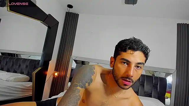 MARC THOMPSON  online show from 13, 11, 2025