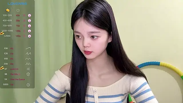 Nicole-13 online show from 19, 10, 2025