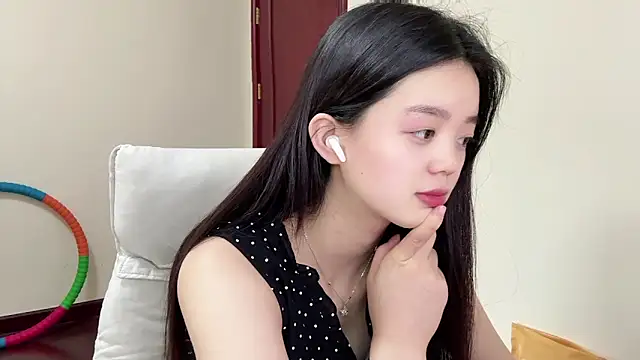 Nicole-13 online show from 3, 5, 2026