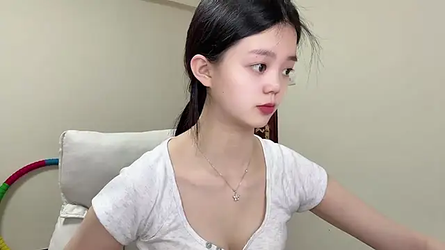 Nicole-13 online show from 25, 4, 2026
