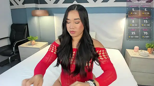 EmilyZahar online show from 28, 9, 2025
