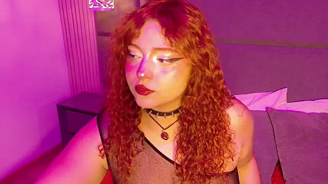 SamanthaaReed online show from 12, 11, 2025