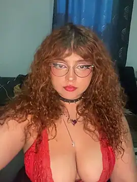 Snapshot of SamanthaaReed chatting on 8, 7, 2026 SamanthaaReed online show from 8, 7, 2026