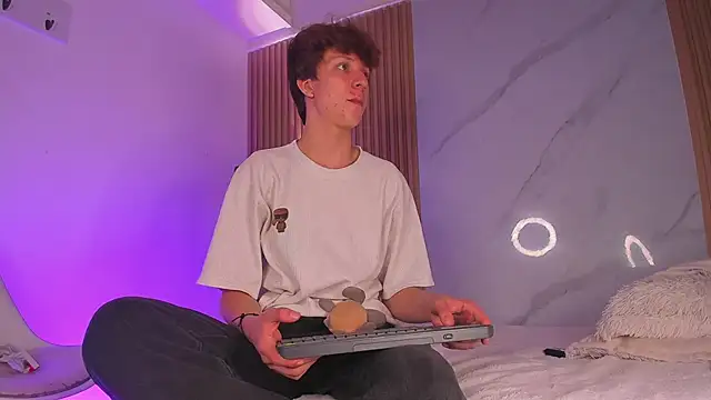 IM DAREN online show from 10, 11, 2025