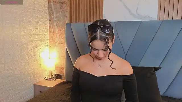 nathalia koch  online show from 4, 4, 2026