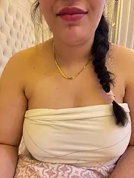 Bold-arabic-vibes online show from 7, 4, 2026