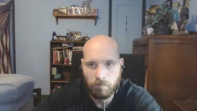 Snapshot of PDrents chatting on 12, 9, 2025 PDrents online show from 12, 9, 2025