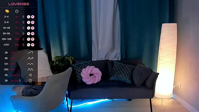 BellaCaress online show from 22, 9, 2025