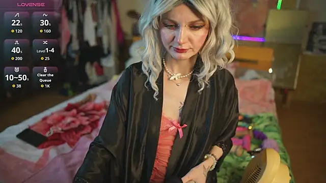 Dia Angel online show from 18, 4, 2026