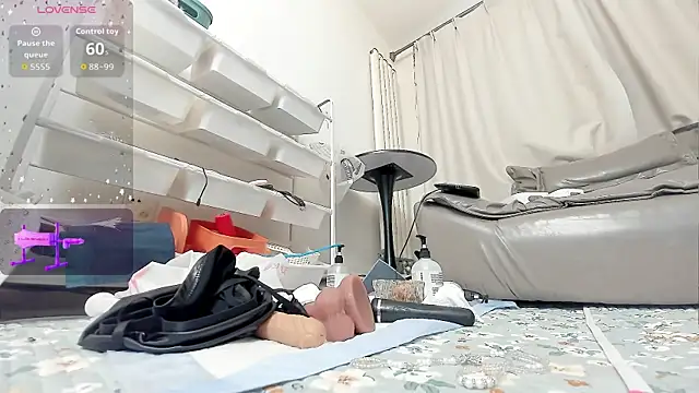 fox-yiyi online show from 23, 2, 2026