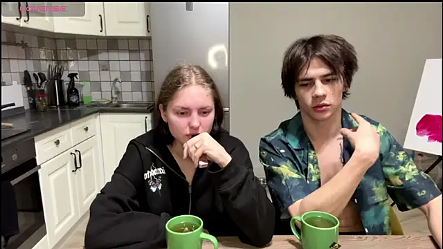 flowerscouple online show from 3, 3, 2026