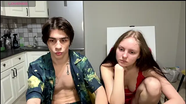 flowerscouple online show from 2, 3, 2026