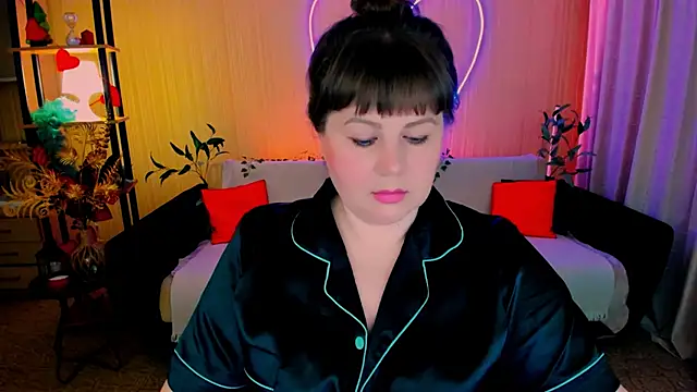 CrystaalStaar online show from 10, 4, 2026