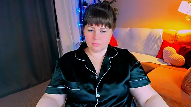 CrystaalStaar online show from 10, 5, 2026