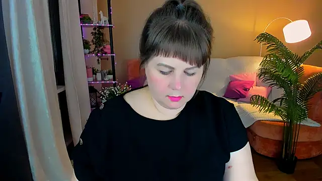 CrystaalStaar online show from 13, 10, 2025