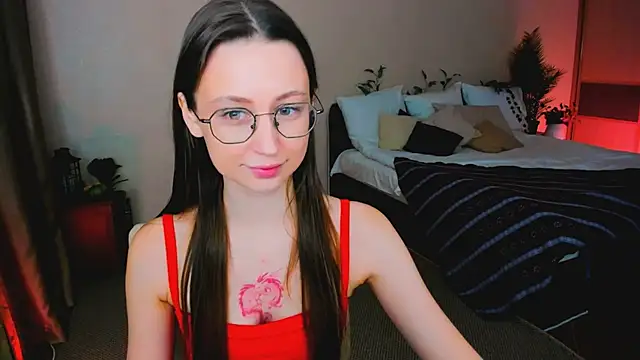 YourLovellyStory online show from 10, 2, 2026