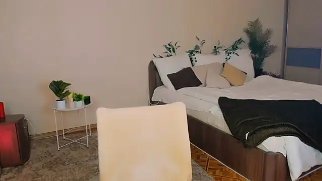 YourLovellyStory online show from 15, 1, 2026