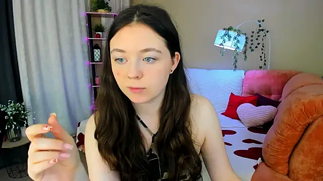 AlluringLookk online show from 26, 6, 2026