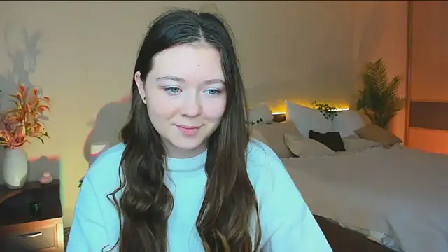 Snapshot of AlluringLookk chatting on 18, 10, 2025 AlluringLookk online show from 18, 10, 2025