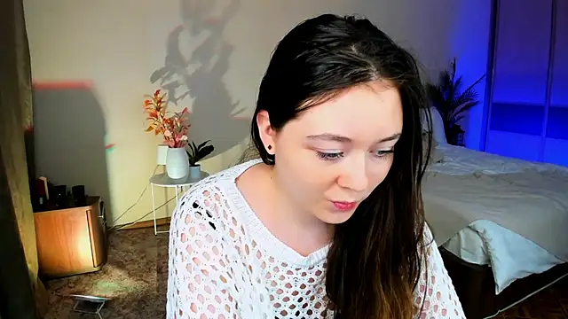 Snapshot of AlluringLookk chatting on 18, 11, 2025 AlluringLookk online show from 18, 11, 2025