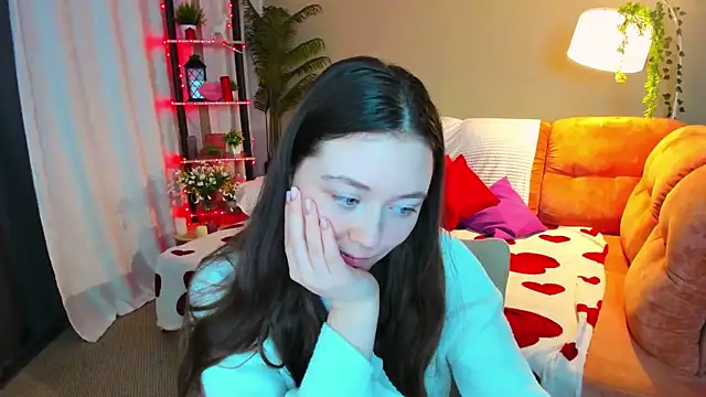 AlluringLookk online show from 7, 4, 2026