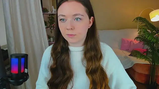 Snapshot of AlluringLookk chatting on 15, 10, 2025 AlluringLookk online show from 15, 10, 2025