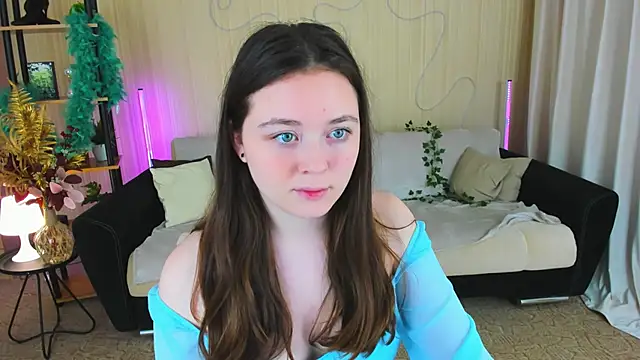 Snapshot of AlluringLookk chatting on 28, 11, 2025 AlluringLookk online show from 28, 11, 2025