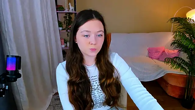 Snapshot of AlluringLookk chatting on 17, 10, 2025 AlluringLookk online show from 17, 10, 2025