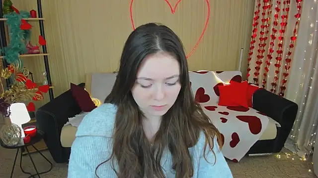 AlluringLookk online show from 22, 2, 2026