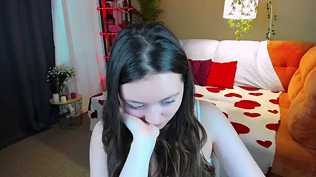 AlluringLookk online show from 29, 3, 2026