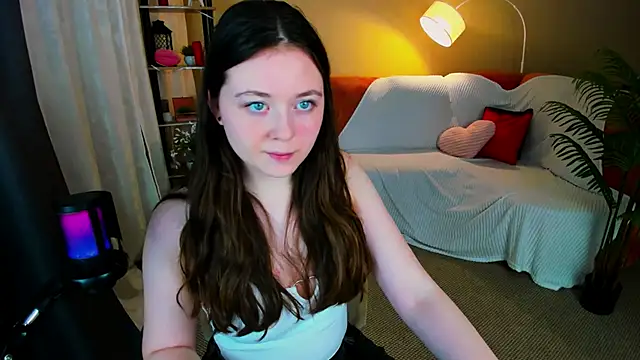 AlluringLookk online show from 26, 2, 2026