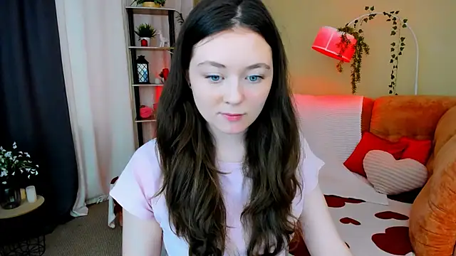 AlluringLookk online show from 23, 7, 2026