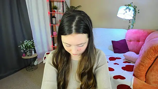 AlluringLookk online show from 29, 5, 2026