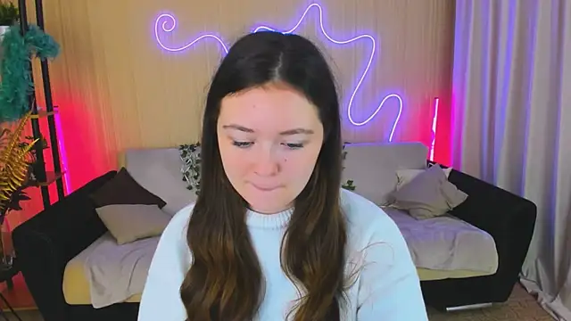 Snapshot of AlluringLookk chatting on 11, 10, 2025 AlluringLookk online show from 11, 10, 2025