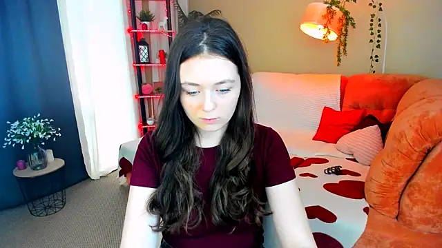 AlluringLookk online show from 8, 7, 2026