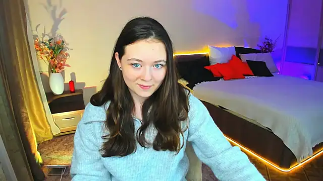 Snapshot of AlluringLookk chatting on 6, 11, 2025 AlluringLookk online show from 6, 11, 2025