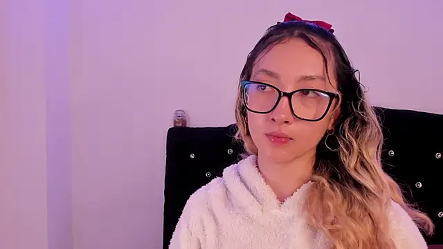 LauMiller online show from 12, 11, 2025